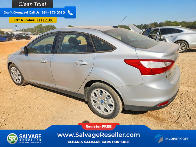 Used 2012 Ford Focus SE FWD image 3