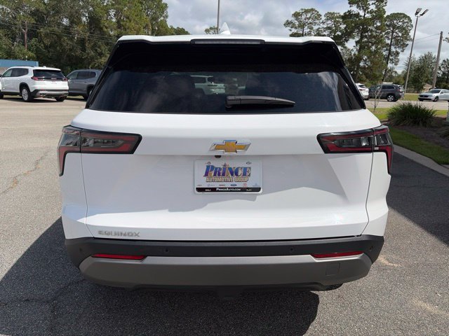 Used 2025 Chevrolet Equinox LT FWD image 4