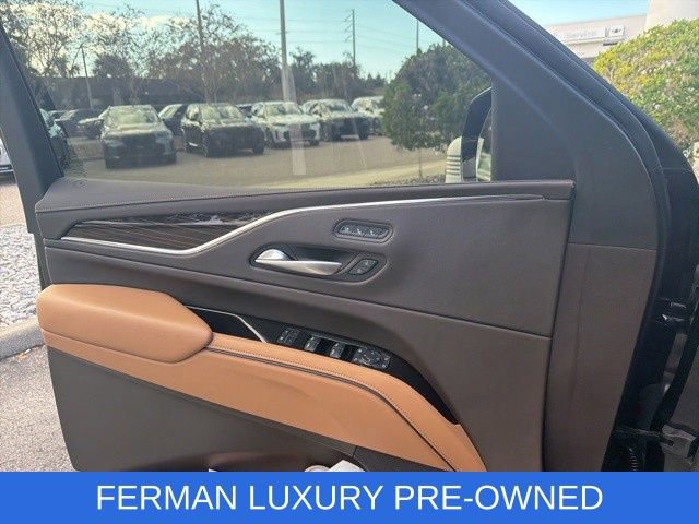 Used 2024 Cadillac Escalade ESV Sport w/ LPO, ONYX Package image 8