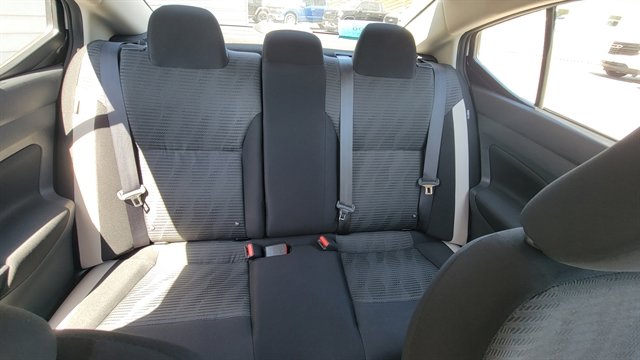 Used 2022 Nissan Versa SV w/ Trunk Package FWD image 41