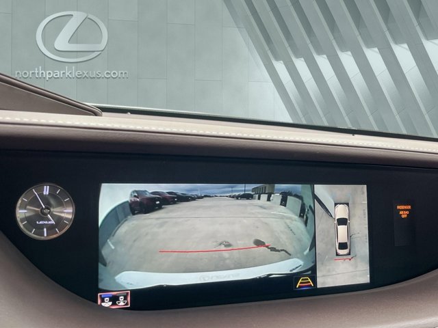 Used 2018 Lexus LS 500 w/ Interior Upgrade Package RWD image 17