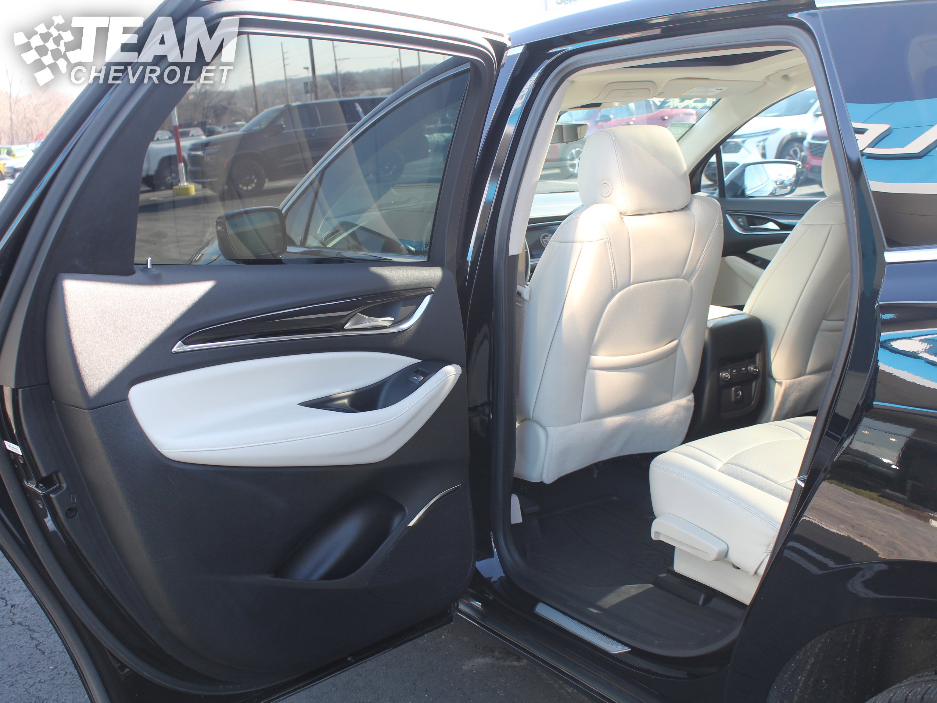 Certified 2024 Buick Enclave Essence w/ Experience Buick Package image 20