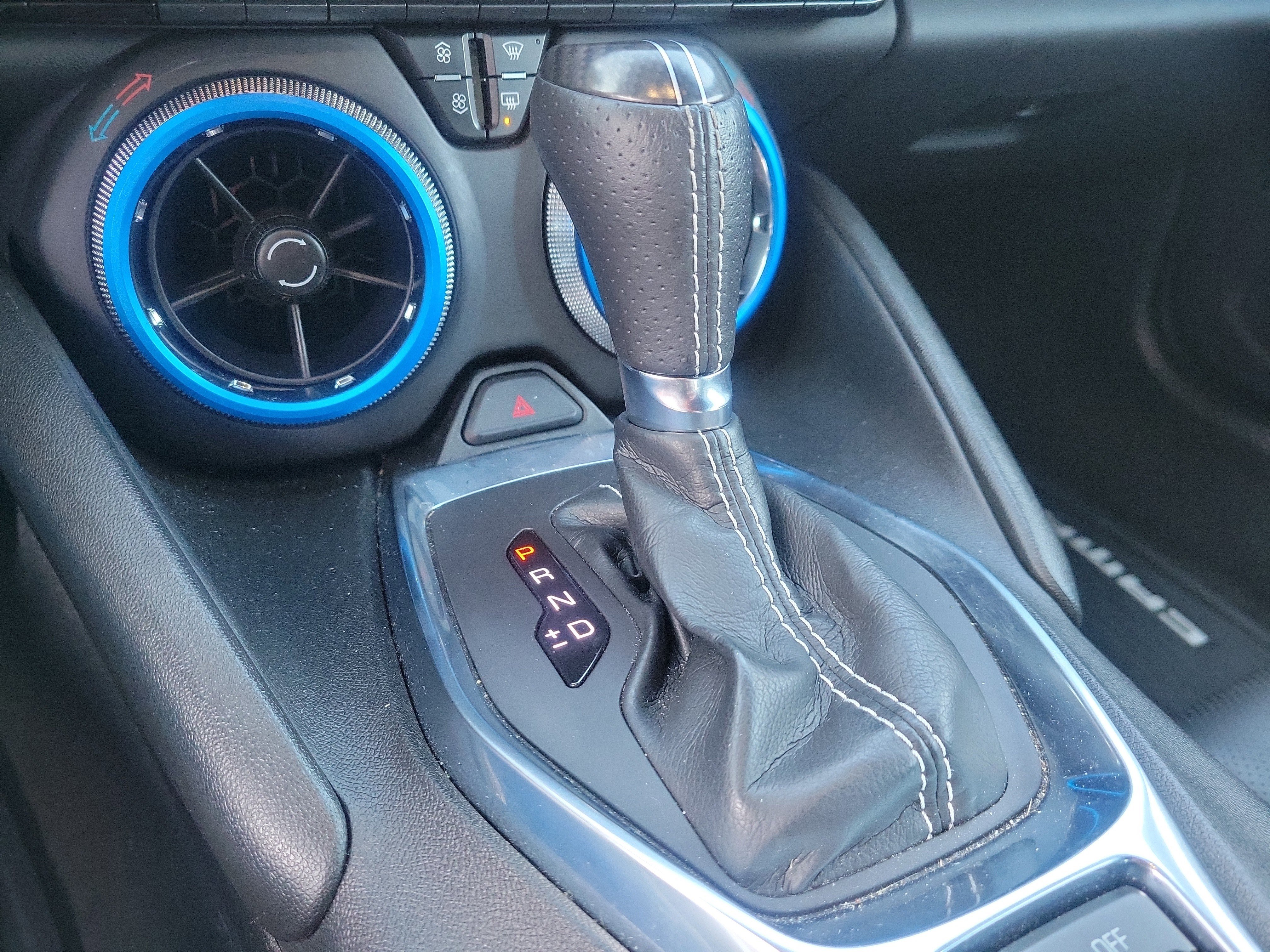 Used 2024 Chevrolet Camaro LT w/ Design Package 1 image 16