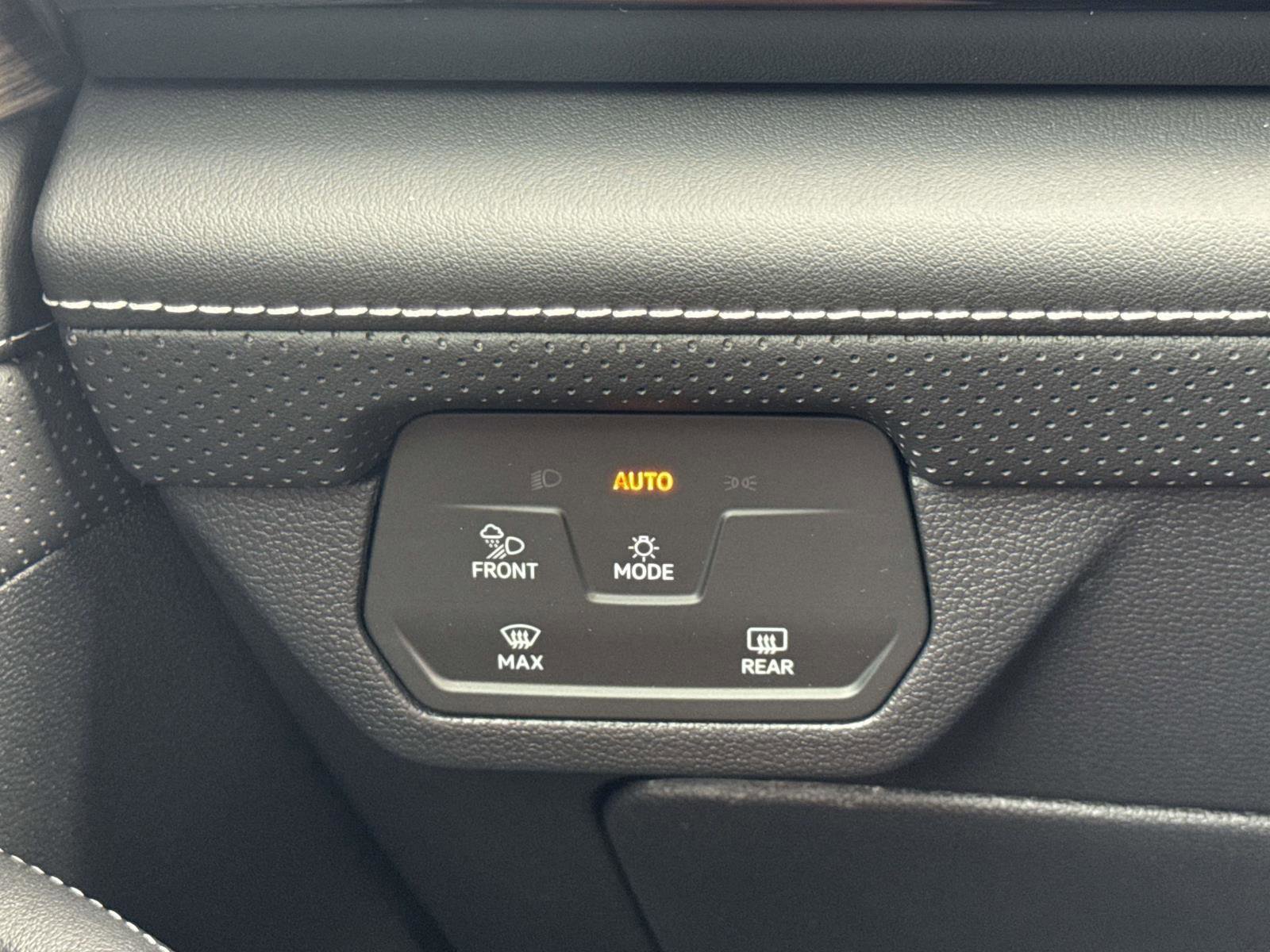 New 2026 Volkswagen Atlas SEL Premium R-Line image 31