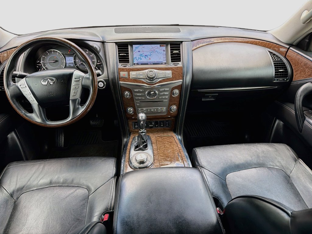 Used 2016 INFINITI QX80 4WD w/ Driver's Assistance Package image 27
