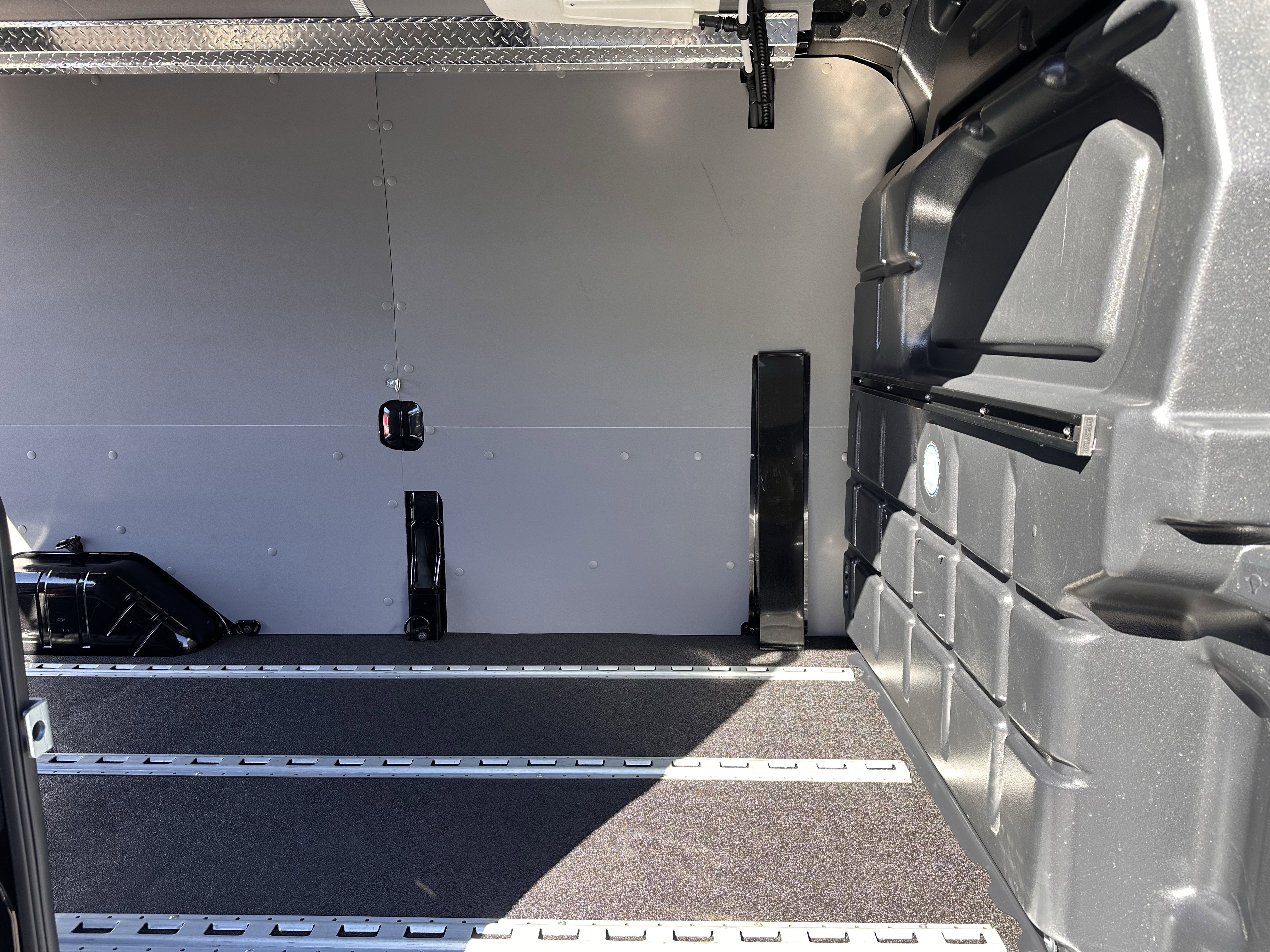 Used 2023 Ford Transit 250 XL AWD/4WD image 13