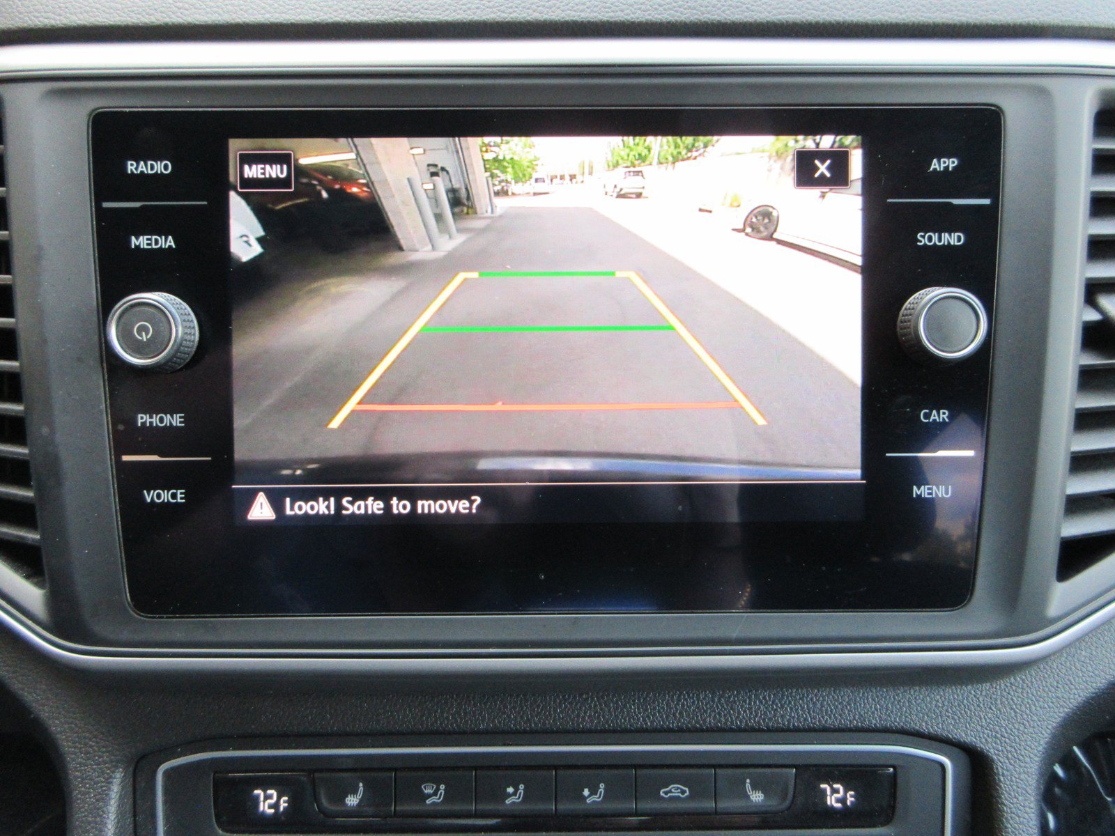 Used 2020 Volkswagen Atlas Cross Sport SE w/ Towing Package AWD/4WD image 40