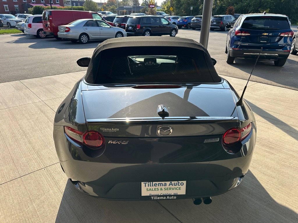Used 2016 MAZDA MX-5 Miata Club RWD image 27