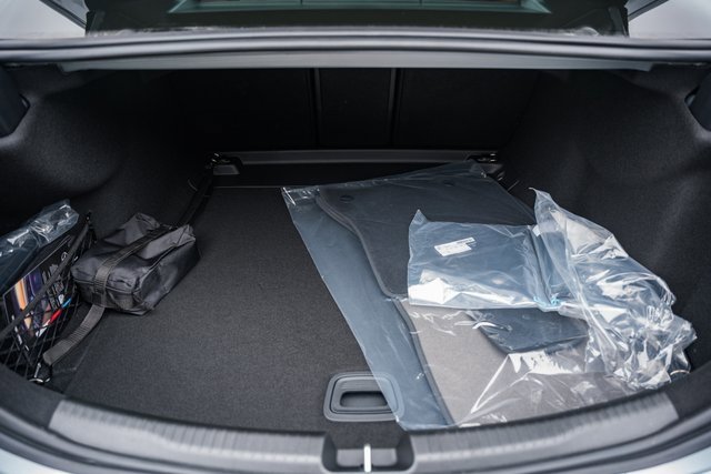 New 2025 Mercedes-Benz C 300 4MATIC Sedan image 11