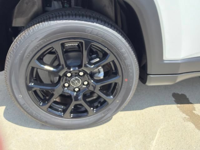New 2026 Jeep Compass Latitude AWD/4WD image 25
