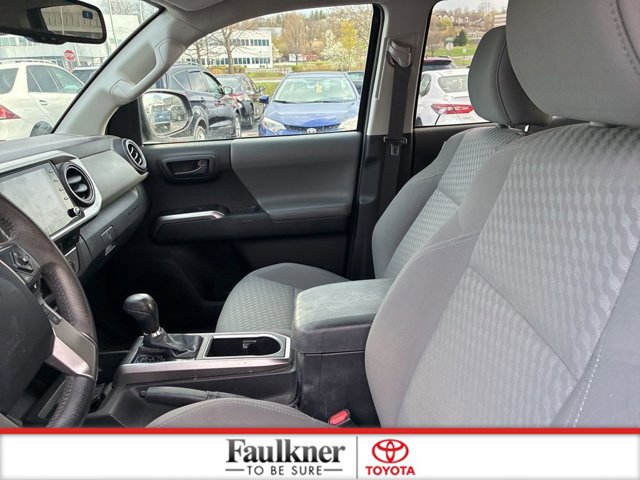 Certified 2022 Toyota Tacoma SR5 image 26