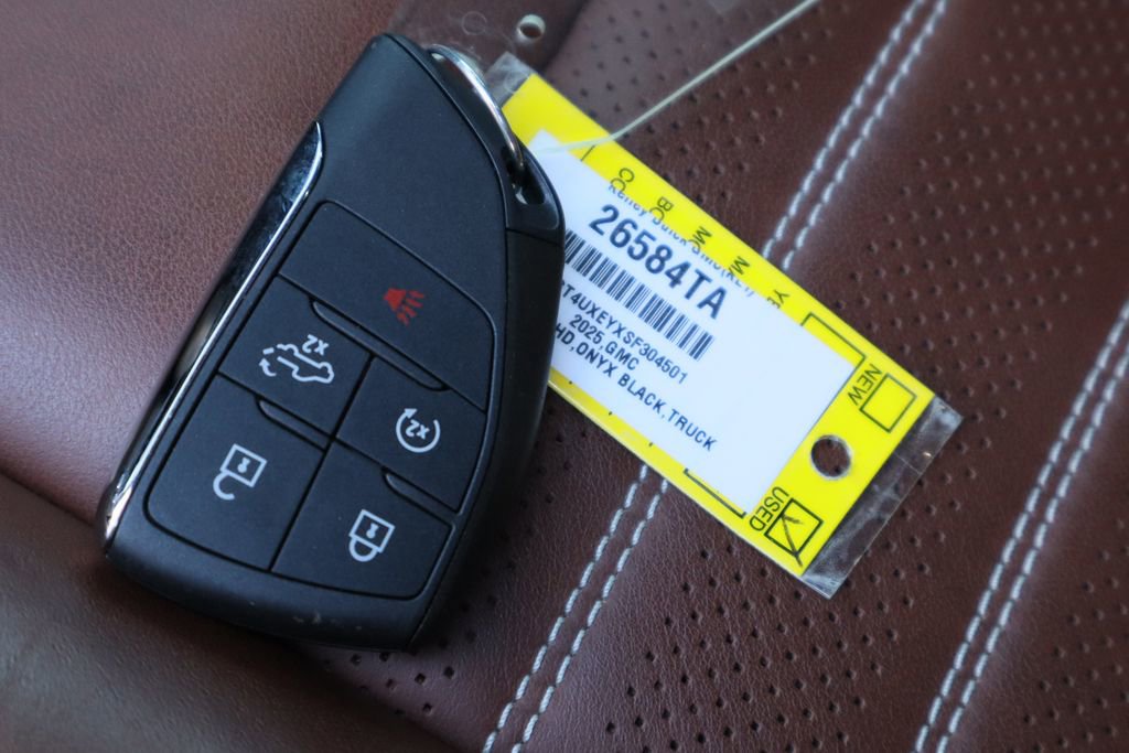 Certified 2025 GMC Sierra 2500 Denali Ultimate image 36