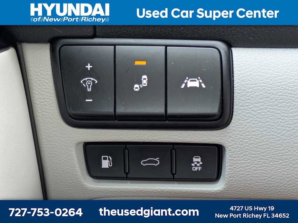Used 2020 Kia Cadenza Technology image 30