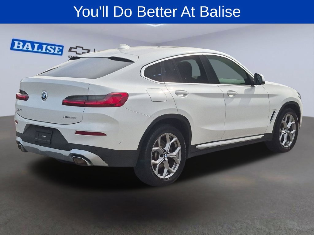 Used 2023 BMW X4 xDrive30i w/ Parking Assistance Package AWD/4WD image 3