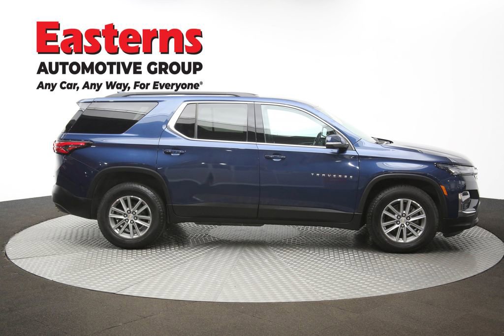Used 2022 Chevrolet Traverse LT AWD/4WD image 46