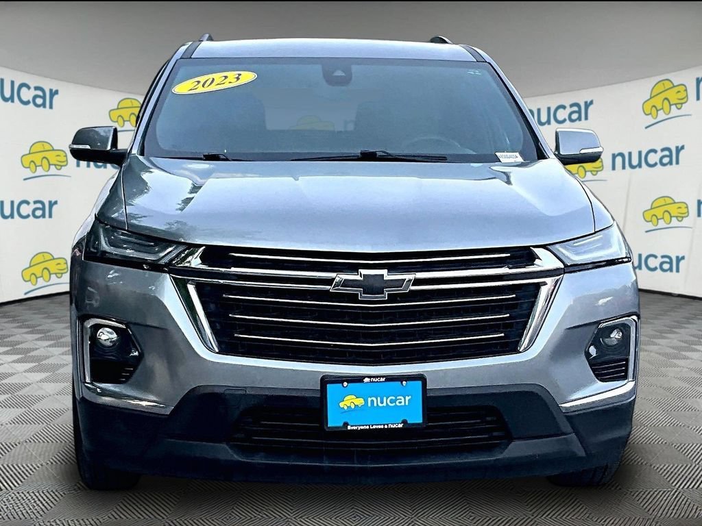 Used 2023 Chevrolet Traverse LT AWD/4WD image 2