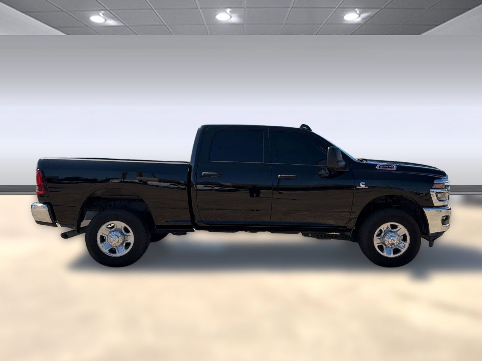 Used 2025 RAM 2500 Tradesman w/ Chrome Appearance Group AWD/4WD image 8