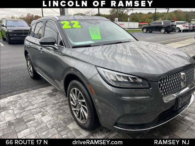 Used 2022 Lincoln Corsair AWD w/ Equipment Group 101A image 6