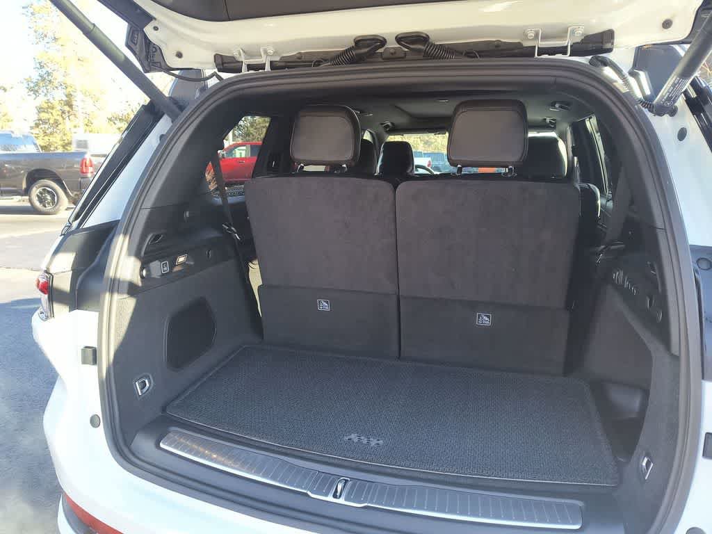 New 2025 Jeep Grand Cherokee L Summit w/ Obsidian Package image 25