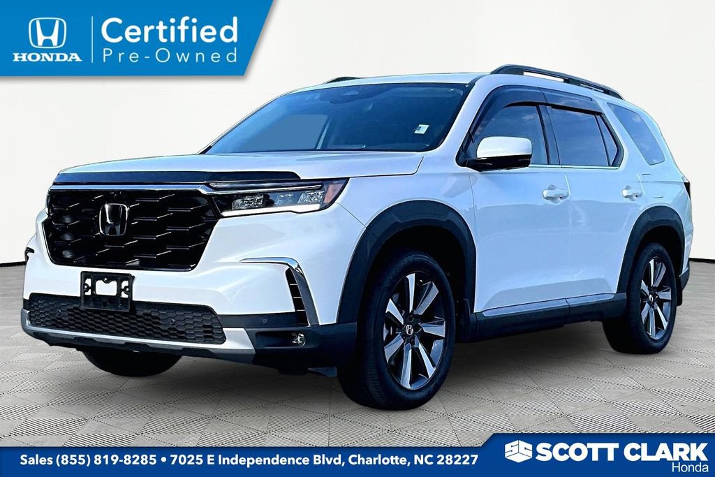 Certified 2024 Honda Pilot Elite image 3