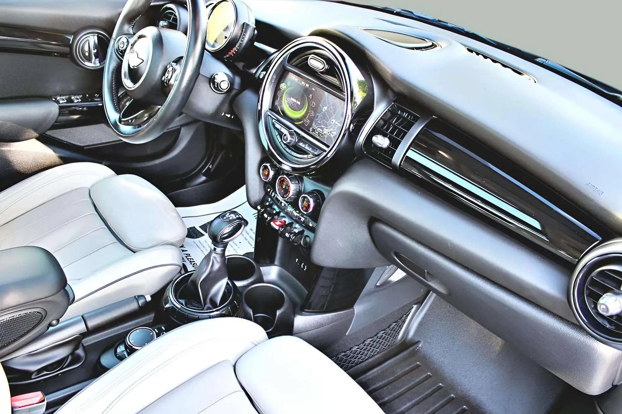 Used 2016 MINI Cooper S FWD image 27
