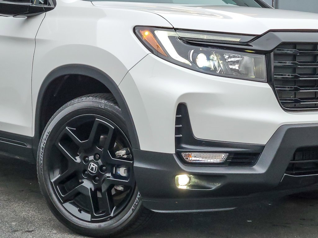 Used 2024 Honda Passport Black Edition image 3