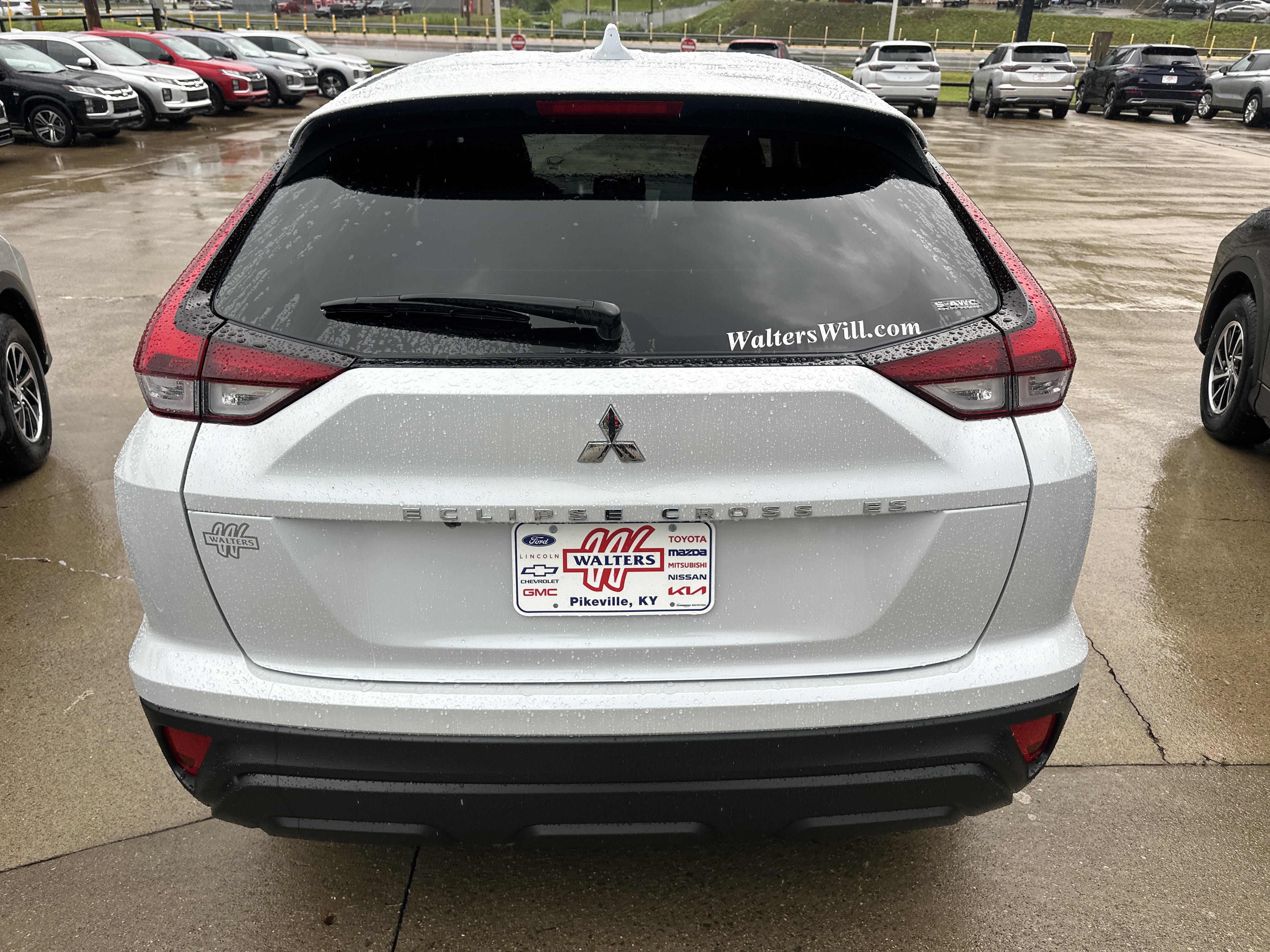 New 2026 Mitsubishi Eclipse Cross ES AWD/4WD image 3