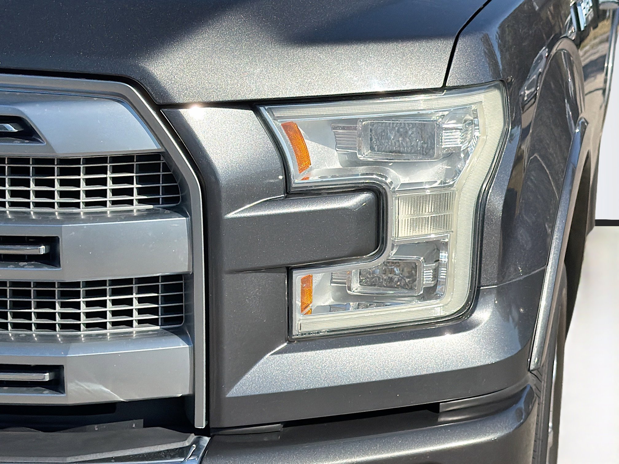 Used 2016 Ford F150 Platinum w/ Technology Package image 9