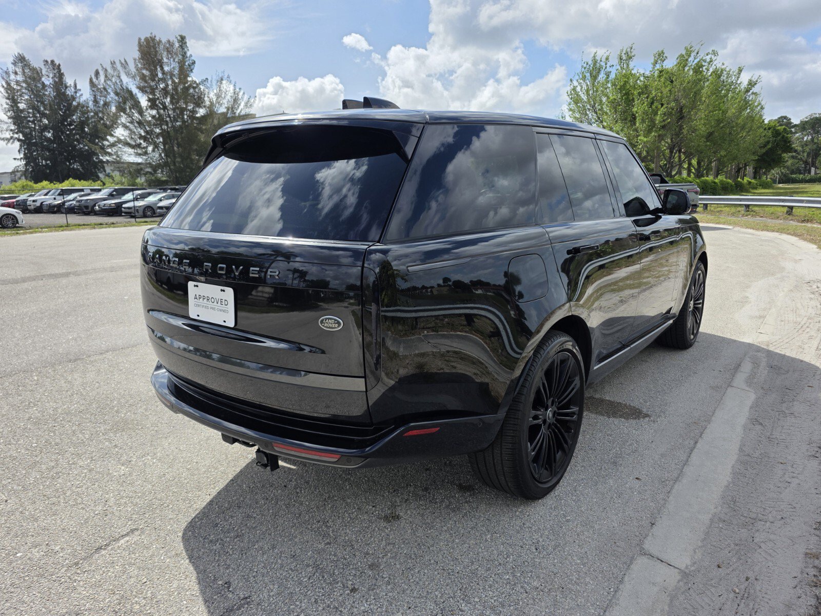 Used 2023 Land Rover Range Rover SE AWD/4WD image 28