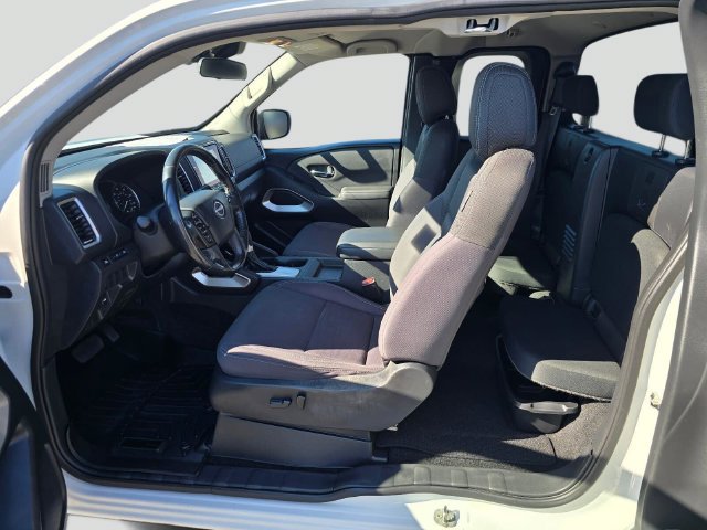 Used 2022 Nissan Frontier SV AWD/4WD image 24