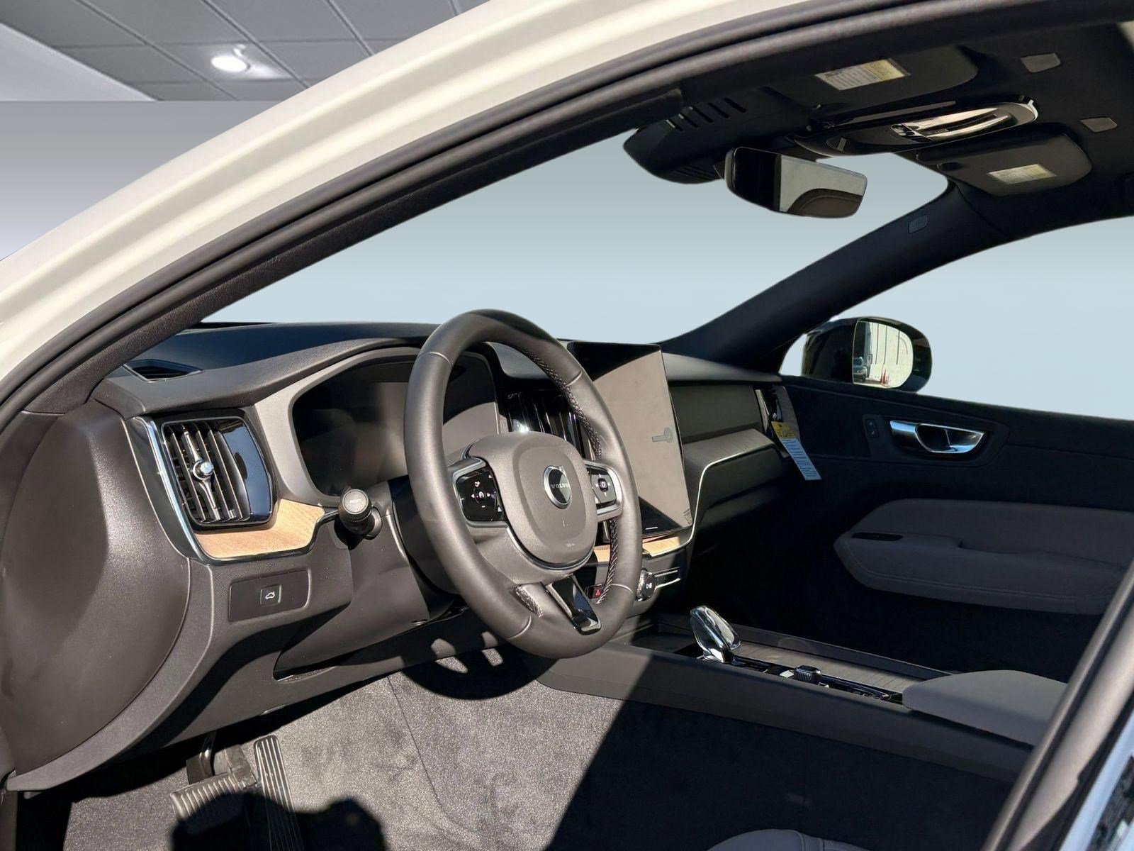 Certified 2026 Volvo XC60 B5 Plus w/ Protection Package Premier image 4