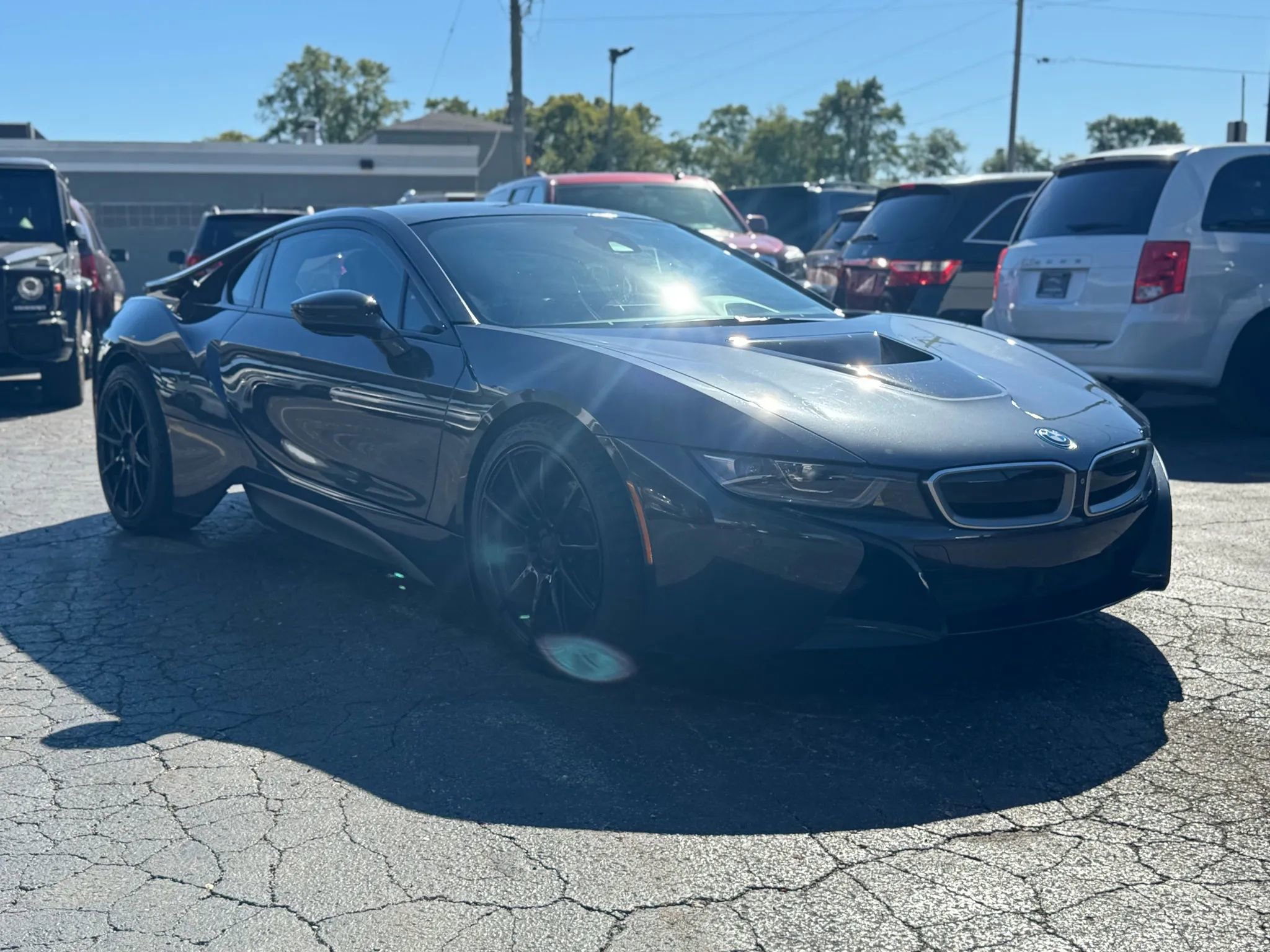 Used 2017 BMW i8 image 8
