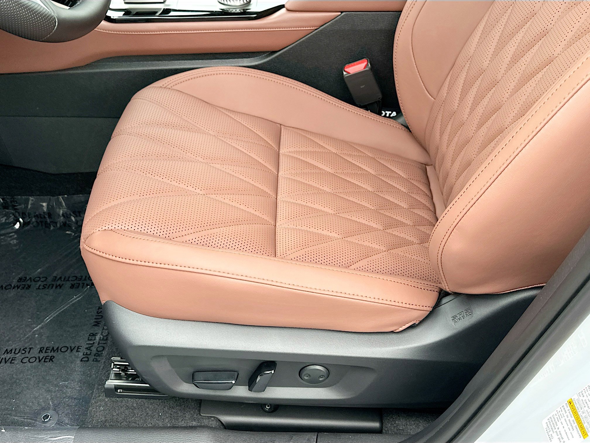 New 2025 Mitsubishi Outlander SEL image 14