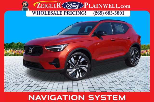 Used 2023 Volvo XC40 B5 Plus w/ Protection Package Premier
