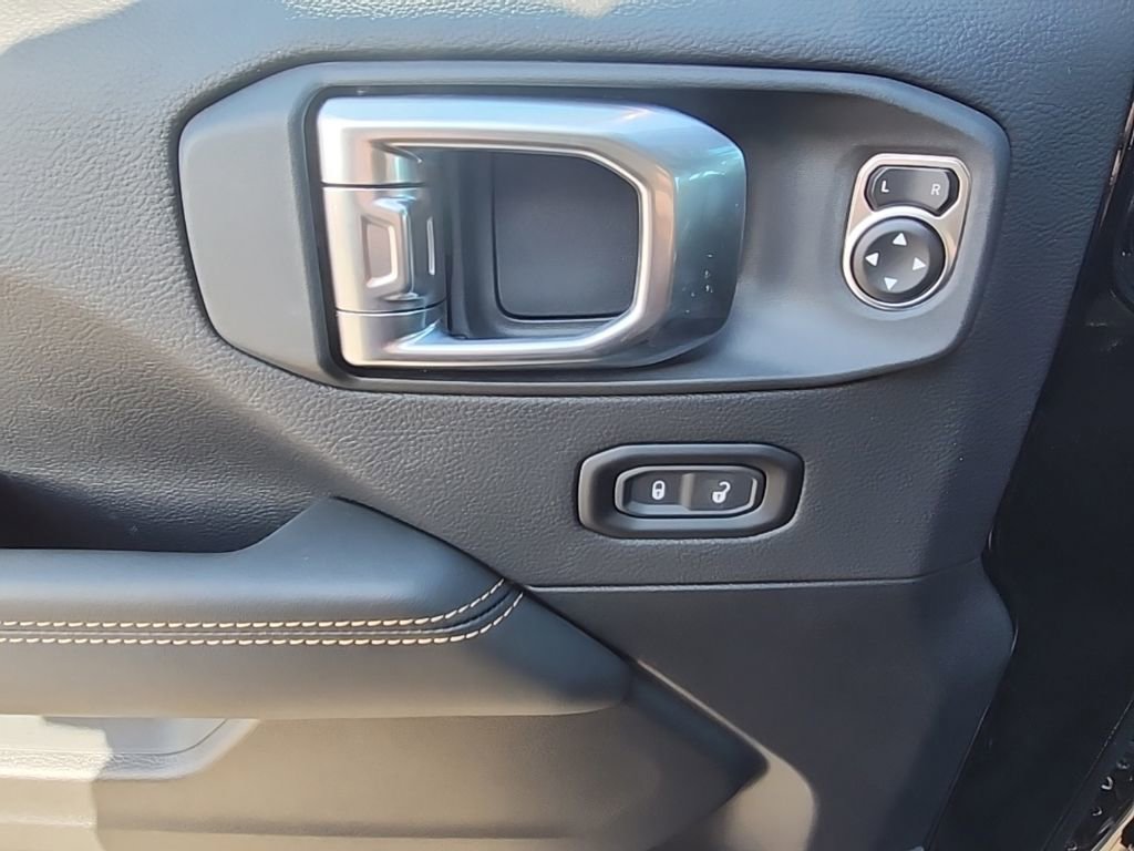 New 2026 Jeep Wrangler Sahara image 24