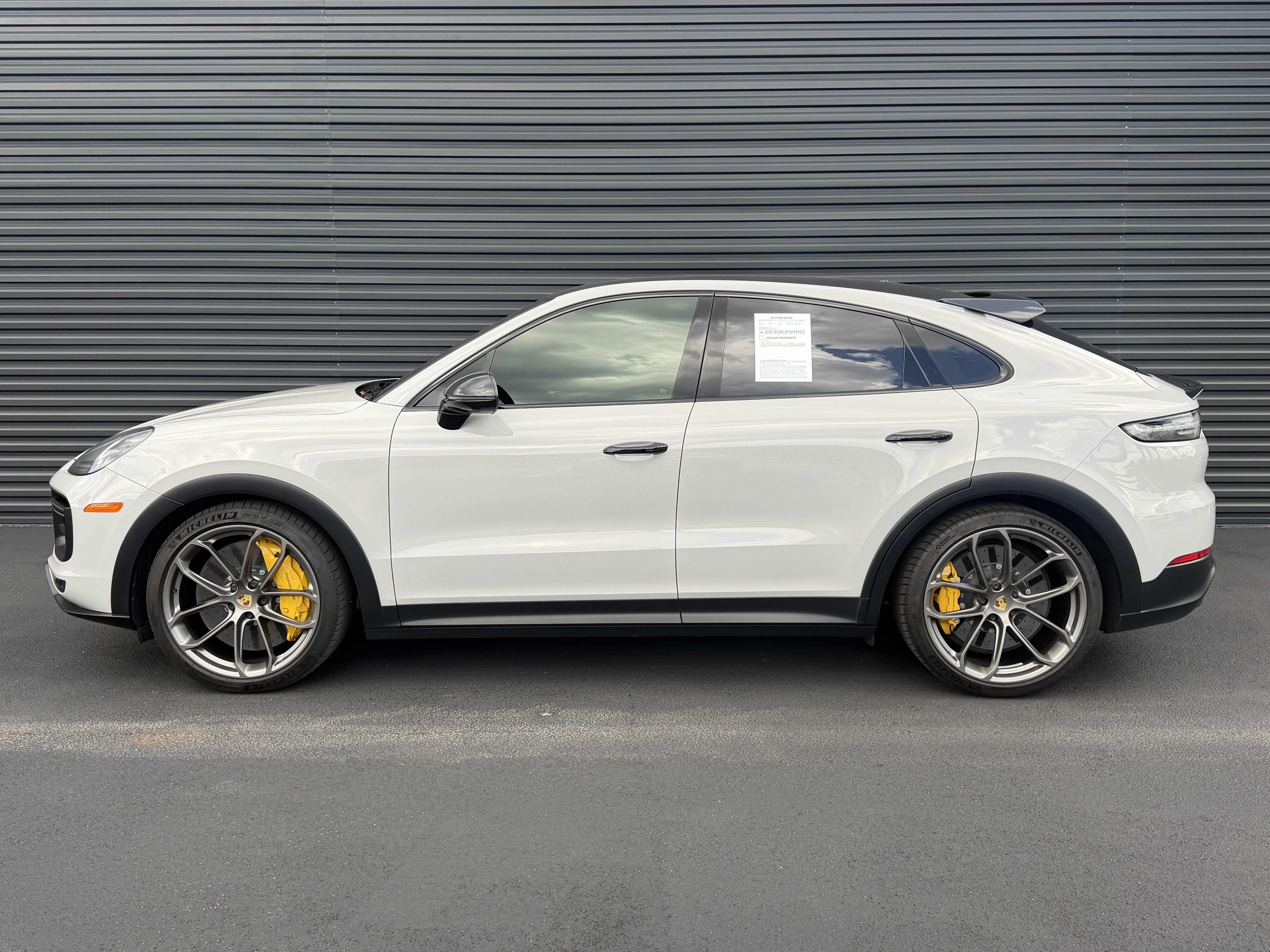 Certified 2023 Porsche Cayenne Turbo GT AWD/4WD image 2