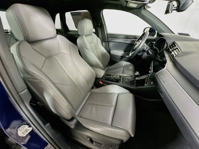 Used 2023 Audi Q3 2.0T Premium w/ Black Optic Sport Package AWD/4WD image 28