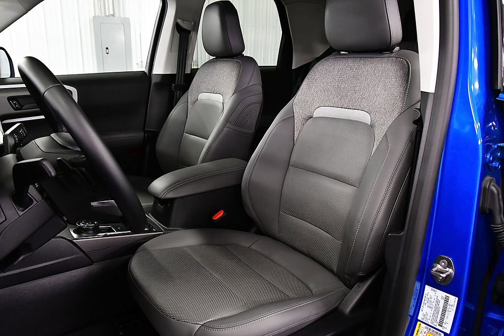 Used 2025 Ford Bronco Sport Badlands image 28