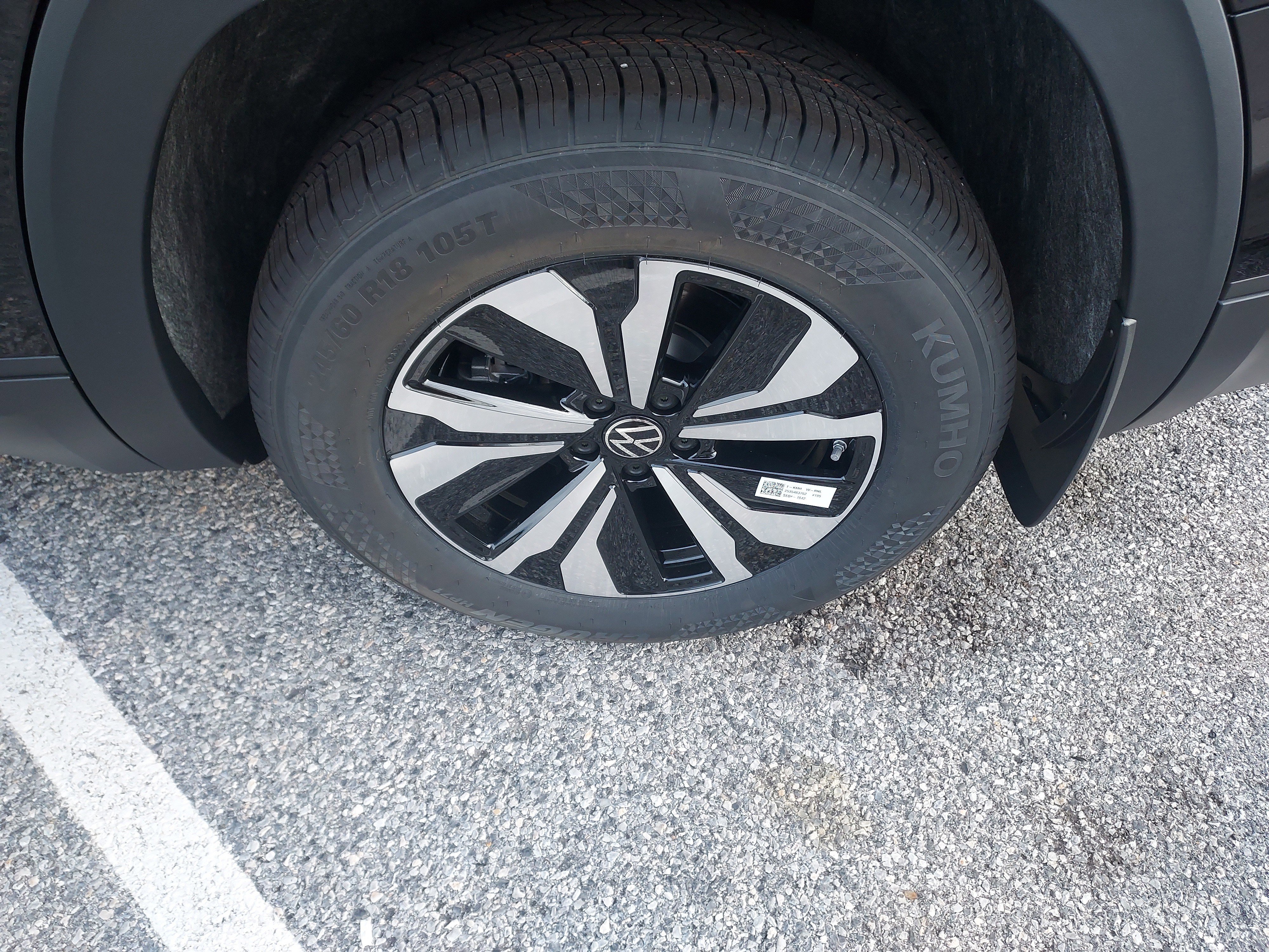 New 2026 Volkswagen Atlas SE image 10