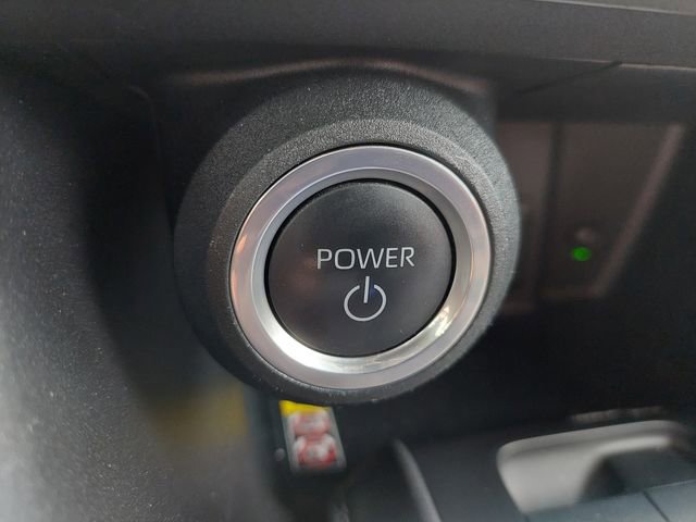 Used 2024 Toyota Venza LE AWD/4WD image 26