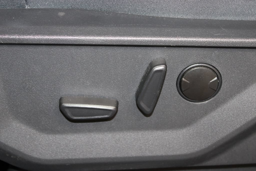 Used 2025 Ford Expedition Active RWD image 21