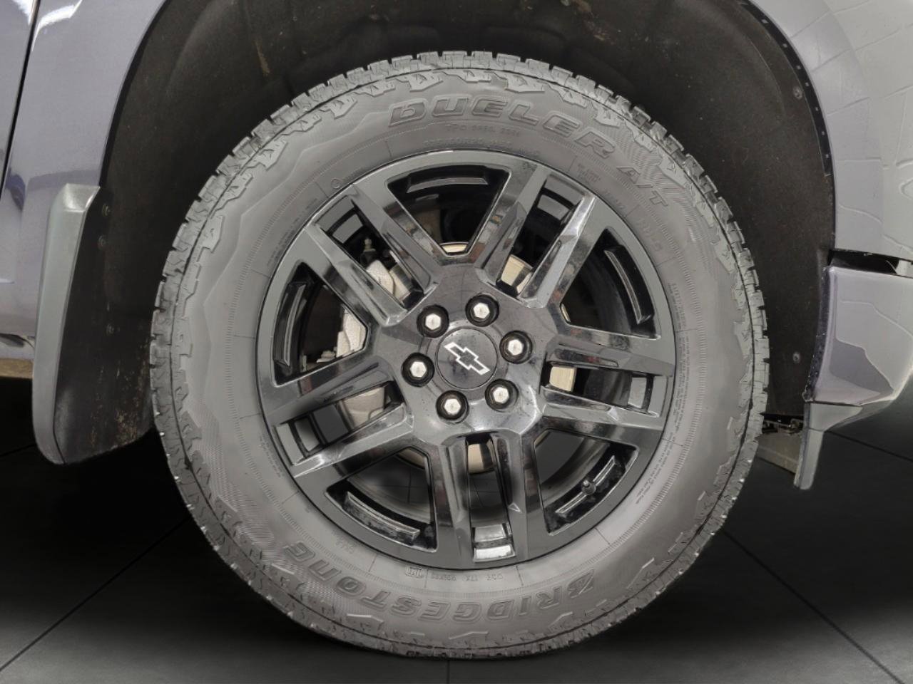 Used 2024 Chevrolet Silverado 1500 RST image 3