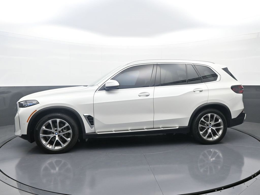 Used 2025 BMW X5 xDrive40i image 4