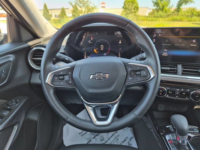 Used 2025 Chevrolet Trax ACTIV w/ Driver Confidence Package FWD image 17