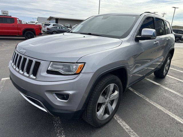 Used 2016 Jeep Grand Cherokee Limited w/ Luxury Group II image 4