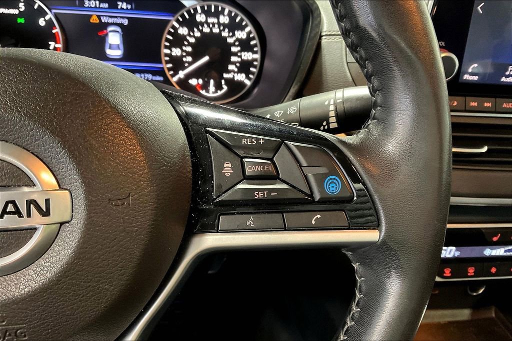 Used 2020 Nissan Altima 2.5 SV image 25