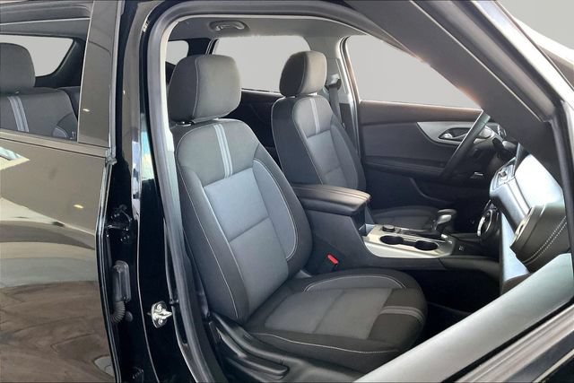 Used 2023 Chevrolet Blazer LT w/ Convenience Package FWD image 19