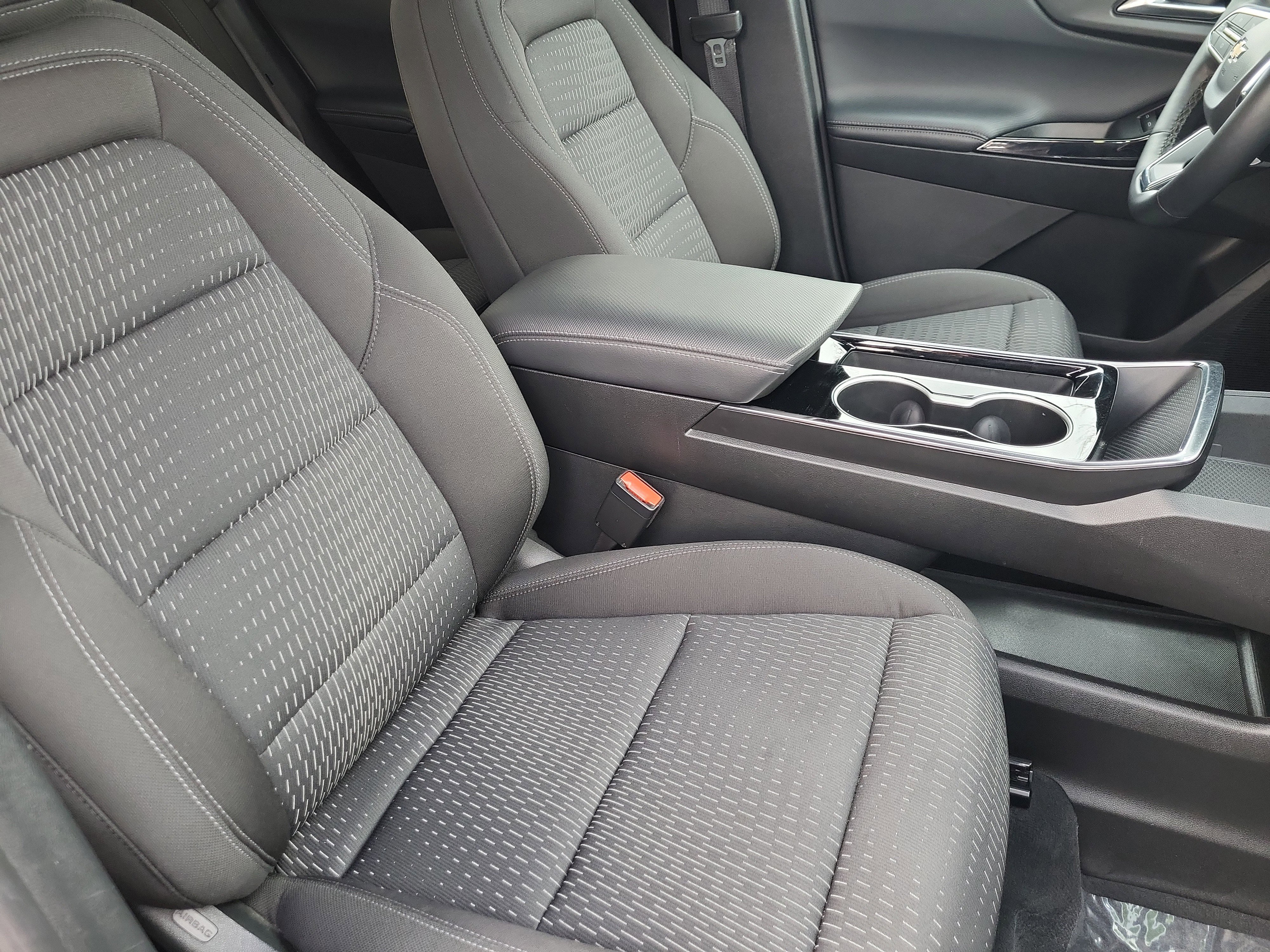 Certified 2025 Chevrolet Equinox LT w/ Safety and Technology Package image 20