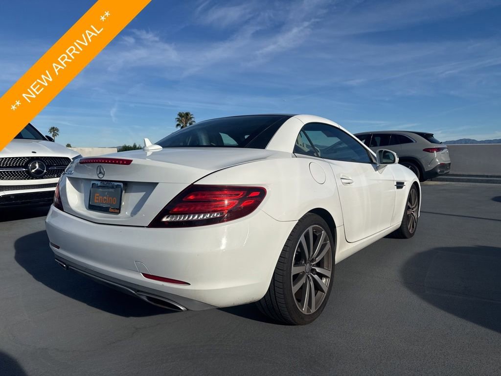 Certified 2017 Mercedes-Benz SLC 300 image 5
