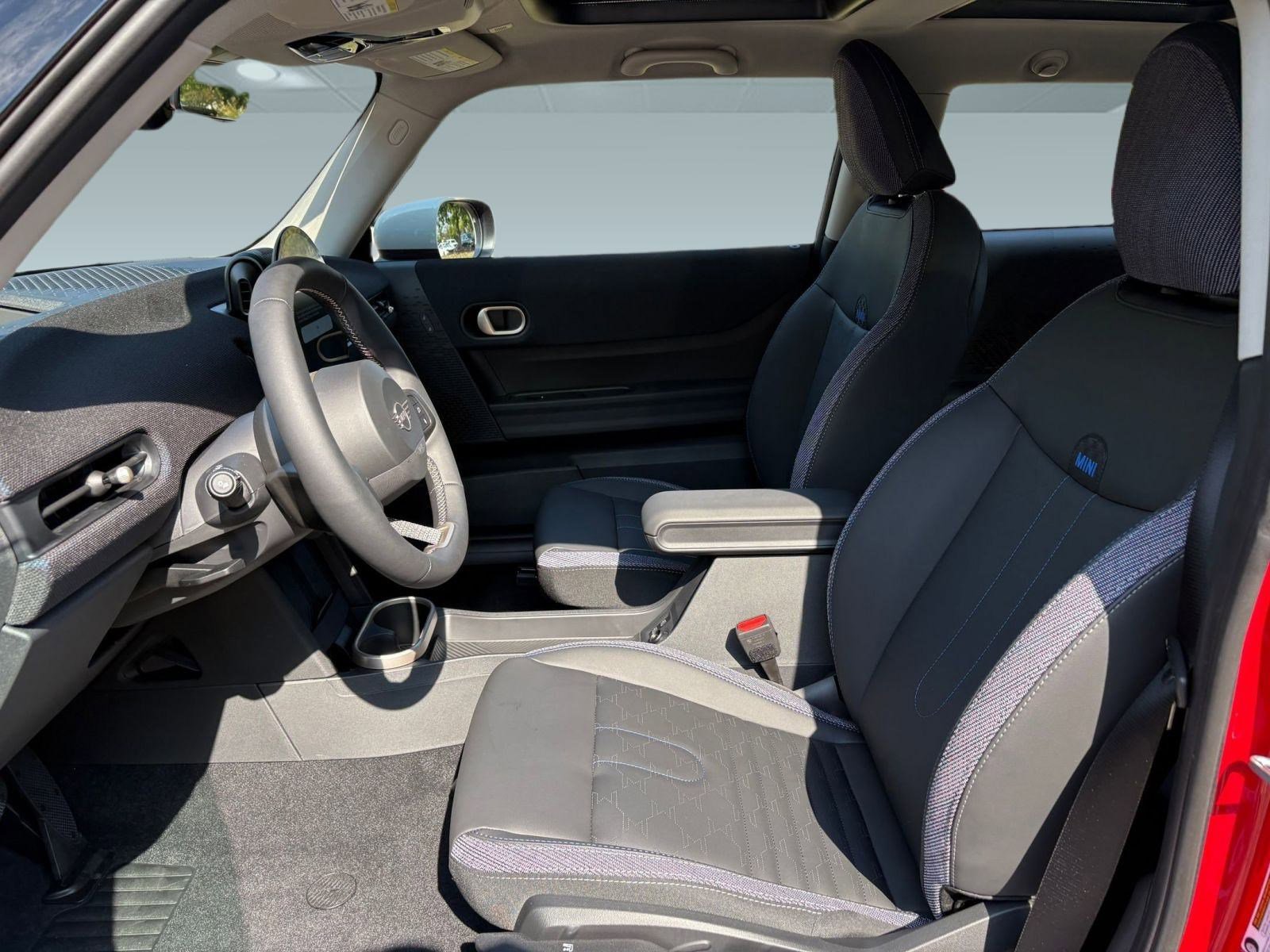 New 2026 MINI Cooper 2-Door Hardtop image 21